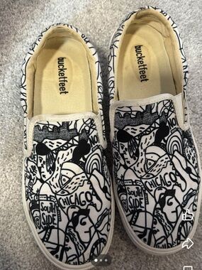 Bucket Feet Chicago Theme Black & White Graphic Slip-On Sneakers